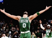 爱游戏ayx平台-凯尔特人对阵库里展开拉锯大战，最终险胜对手