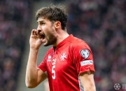 爱游戏平台官网下载电脑版-莱万多夫斯基意外战胜老鹰，锐不可当引爆全场！